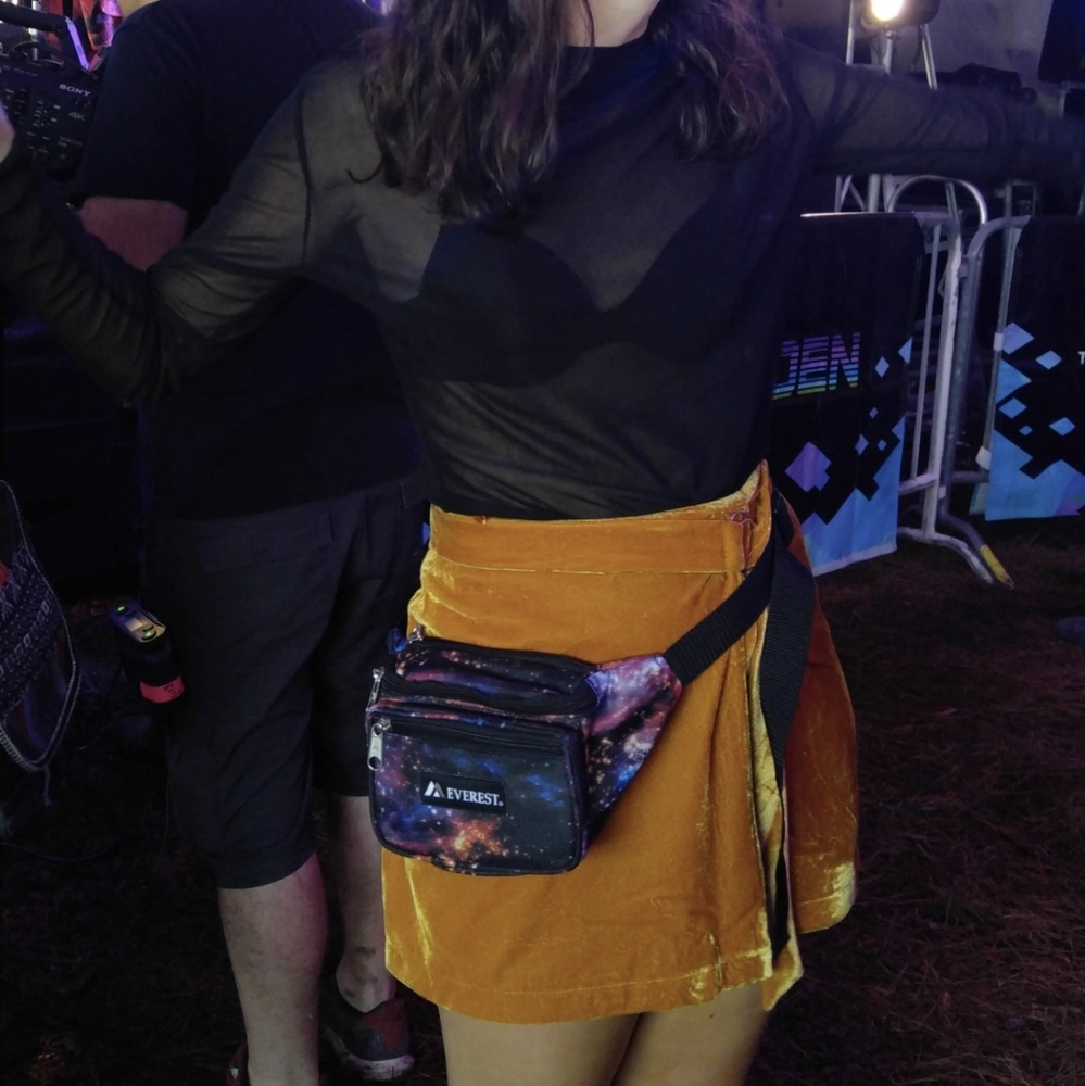 Golden velour skirt
